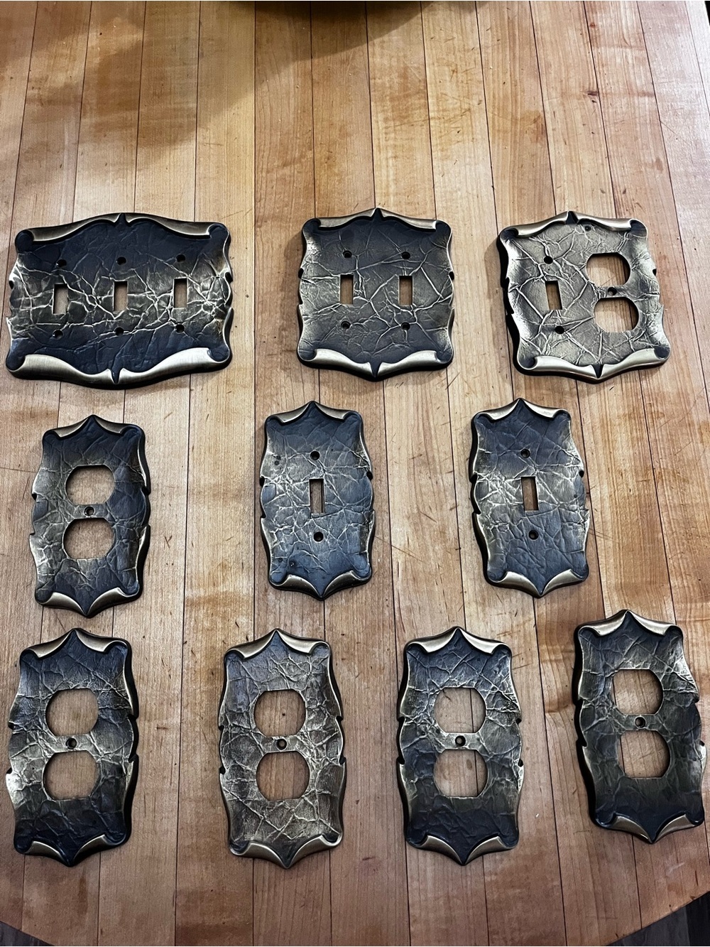 10 Amerock Carriage House Outlet & Switch Plate Covers Brass Finish W Screws!